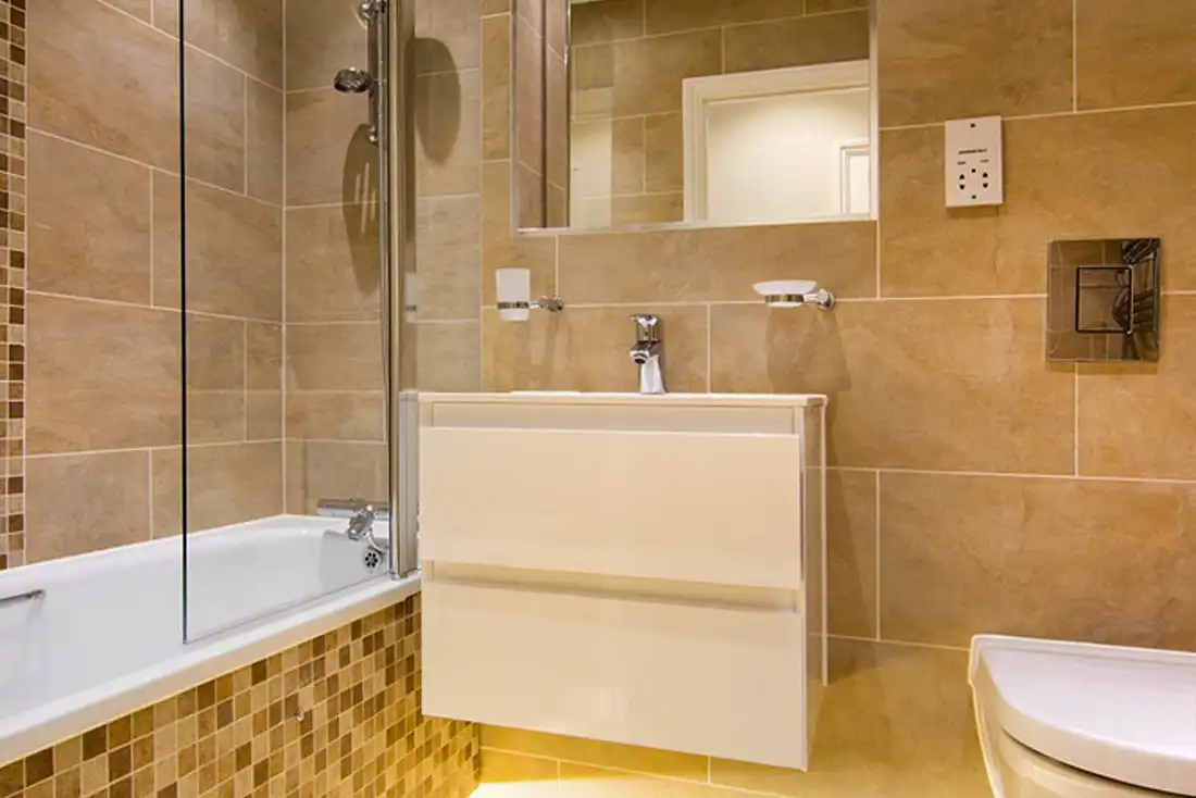 bathroom cermaic tile